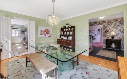 17 Essex Rd, Maplewood NJ 07040-2338 exterior