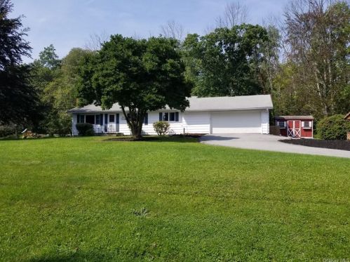 109 Reinhardt Rd, Middletown, NY 10940-7348