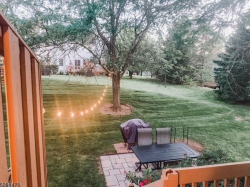 208 Salem Ct, Flemington NJ  08822-2034 exterior