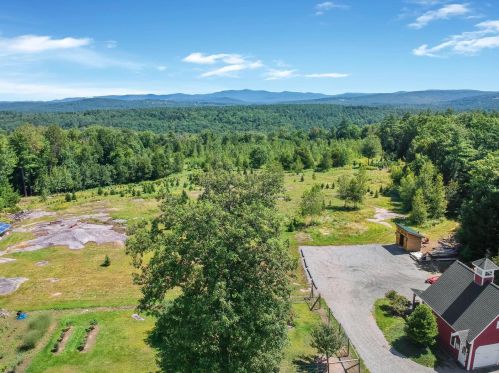 122 Anderson Hill Rd, Enfield, NH 03748-3152