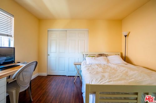 1747 Arlington Ave, Torrance CA 90501-3531 exterior