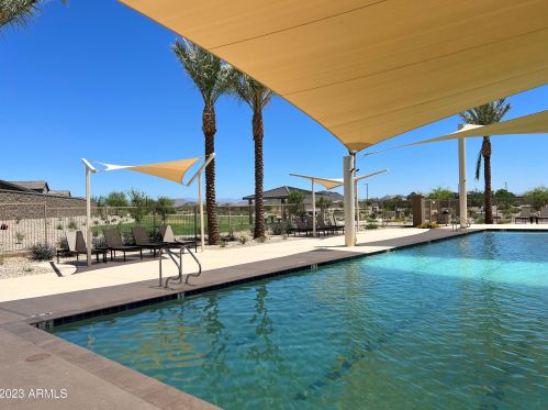 15962 Electra Ln, Sun City AZ 85387-2027 exterior