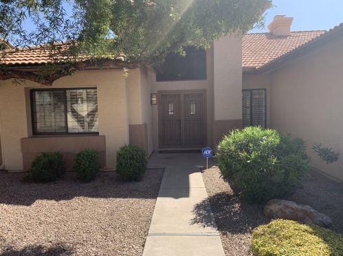5937 Jensen St, Mesa, AZ 85205-3552