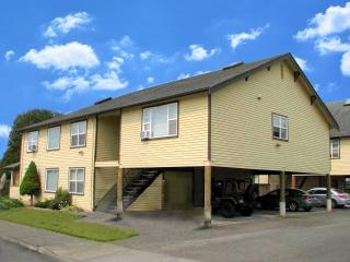 400 1st St, Snohomish WA  98290-2764 exterior