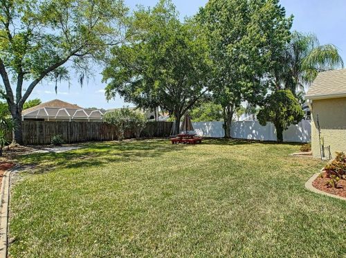 4784 Ridgemoor Cir, Palm Harbor FL  34685-3149 exterior