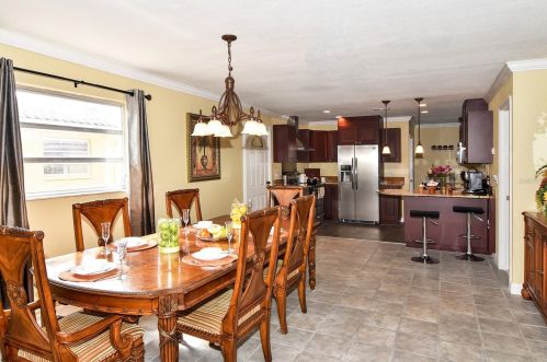 4515 Floramar Ter, New Port Richey, FL 34652-3315