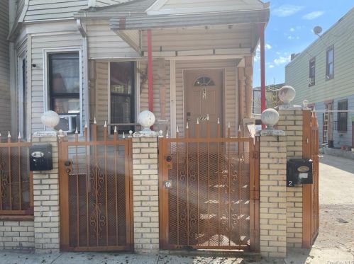 872 156th St, Bronx NY  10455-1802 exterior