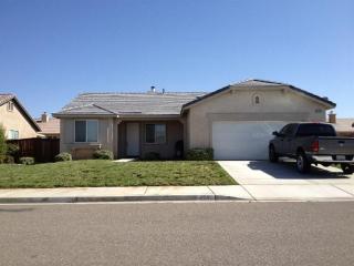 11561 Fern Pine St, Victorville CA  92392-0435 exterior