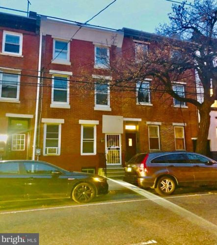 952 5th St, Philadelphia, PA 19123-1402