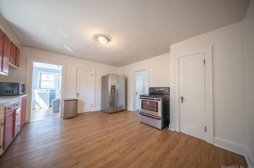 17 Wild Rose Pl, Waterford CT  06385-2328 exterior