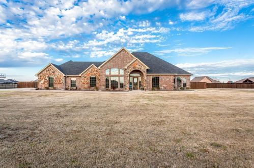 1231 Foolish Pleasure Dr, Terrell, TX 75160-6829
