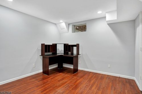 10 Olive Ct, Flemington NJ  08822-3037 exterior