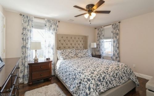 55 Charles St, Roselle Park NJ  07204-2258 exterior