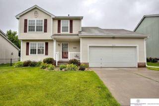 15324 Wirt St, Omaha, NE 68116-8130