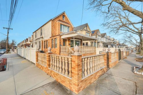 125-01 Linden Blvd, Jamaica, NY 11420-1023