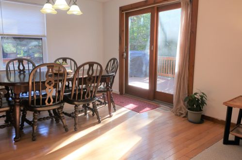 73 Sandwich Rd, Mashpee MA 02649-2222 exterior