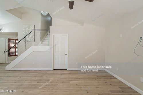 910 Crossbow Ct, Chandler, AZ 85225-6486