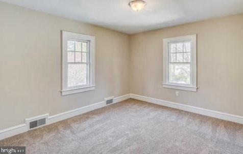 221 Kings Hwy, Camden NJ  08106-1616 exterior