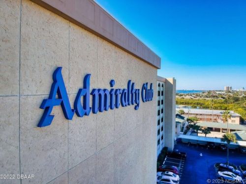 3606 Peninsula Dr, Daytona Beach FL  32127-4626 exterior