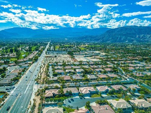 79 Calle Manzanita, Rancho Mirage CA  92270-4140 exterior