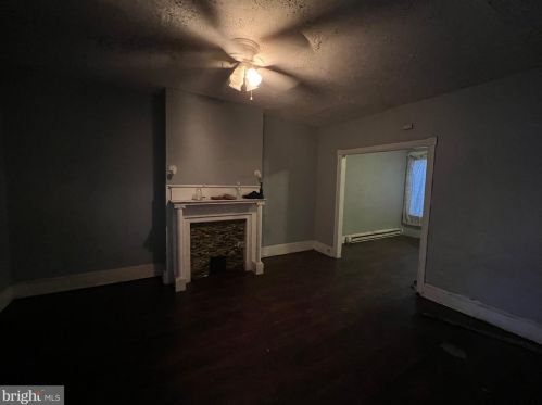 918 Vandever Ave, Wilmington, DE 19802-4404