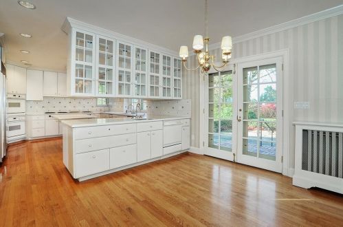 5734 Woodland Rd, Pittsburgh PA  15232-2818 exterior