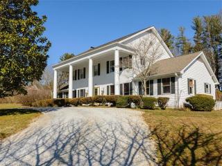 217 Rugby Rd, Hendersonville NC  28791-9715 exterior