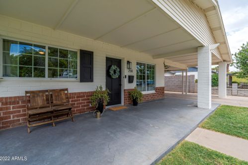 250 9th St, Mesa, AZ 85201-4230