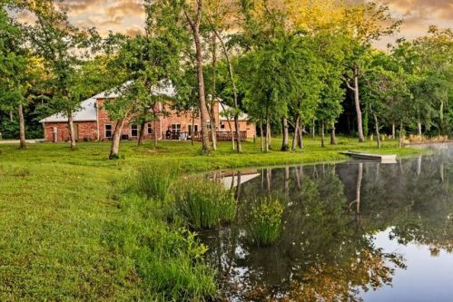 757 County Road 2250, Ivanhoe, TX 75447-4234