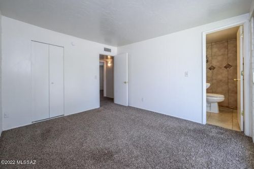 7025 Mary Dr, Tucson AZ  85730-1714 exterior