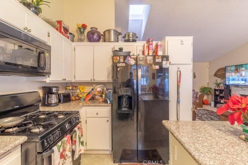 2494 Dartmouth Rd, San Bernardino, CA 92408-4104