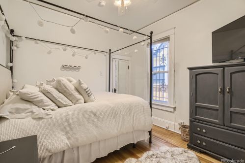 1551 Ogden St, Denver CO 80210-4134 exterior