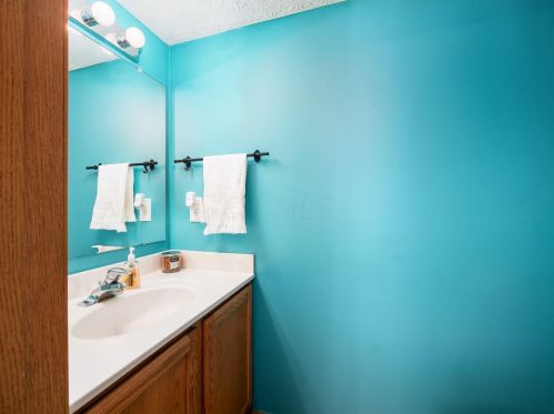 46 Purple Finch Loop, Pataskala OH 43062-8946 exterior