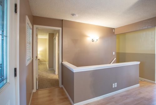 10328 Sunset Dr, Florence KY  41042-3348 exterior