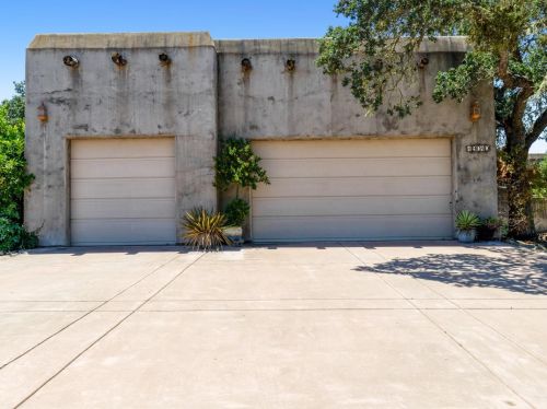 19040 Pacheco Pass Hwy, Hollister, CA 95023-9539