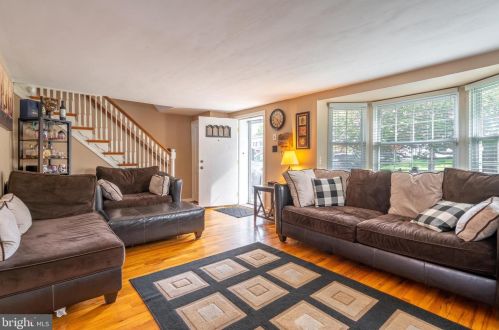 325 Moreland Rd, Willow Grove PA  19090-3507 exterior