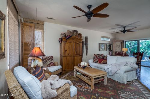 19126 Emerald Cove Way, Sun City, AZ 85387-7511