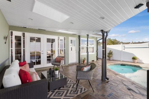 5529 Littlebow Rd, Palos Verdes Estates CA  90275-2366 exterior