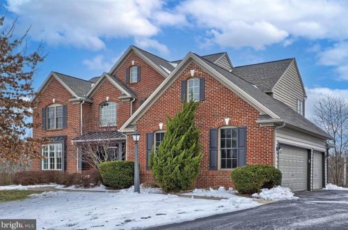 2360 Woodstream Way, West Enola, PA 17025-1351