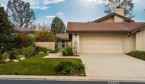 7523 Twinleaf Trl, Orange, CA 92869-2425