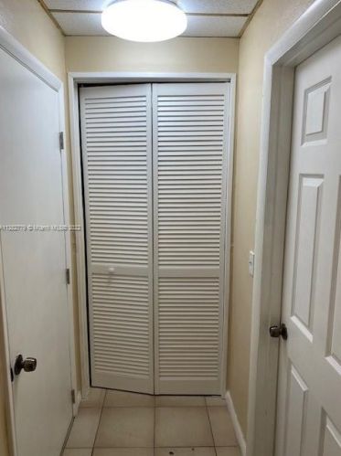 874 70th Pl, Hialeah FL  33014-5220 exterior