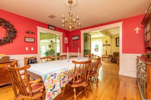 209 Country Rd, Mount Sinai NY  11766-1509 exterior