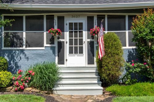 3627 Brentwood Ave, Cincinnati, OH 45208-1925