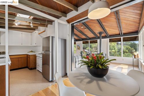 490 Panoramic Way, Berkeley CA 94704-2540 exterior