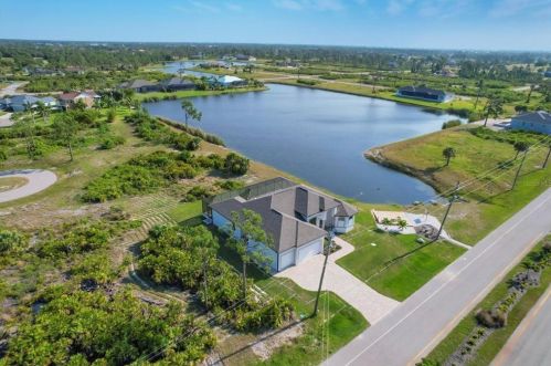 22 Harness Rd, Placida, FL 33946-5141