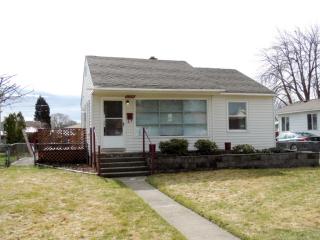 518 Central Ave, Spokane WA  99208-1118 exterior