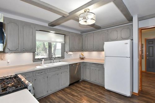 421 10th Ave, Faribault MN  55021-6433 exterior