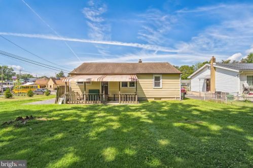 300 Highland Ter, Holmes PA  19043-1310 exterior