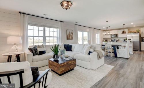 179 Winifred Dr, Hanover PA  17331 exterior