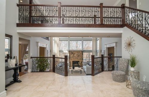 25 Table Rock Rd, Tuxedo Park, NY 10987-4721